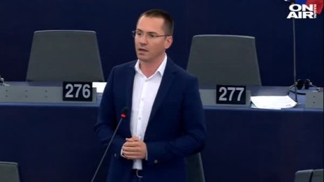 Джамбазки: Предложенията за пакета "Мобилност" са лицемерни