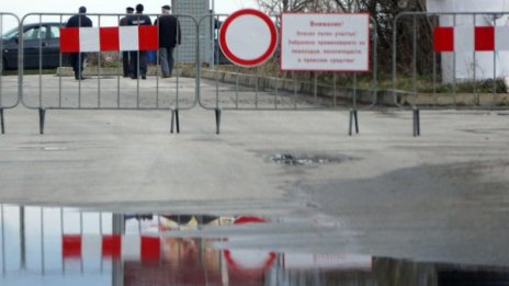 Свлачище затвори част от пътя Пловдив - Смолян