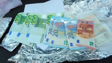 Хванаха "муле", участвало в ало измами за 100 бона