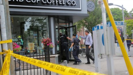 Душевно болен открил стрелбата в Торонто