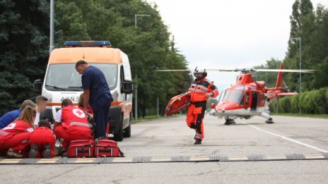 Линейка, хеликоптер – държава и НПО-та "За" живота