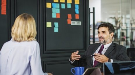 Какво показват някои често заемани пози?