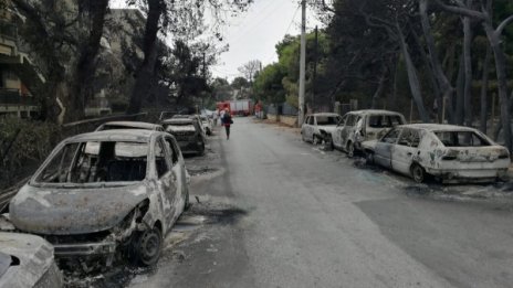 Стихията: Жертвите на пожарите в Гърция станаха 94