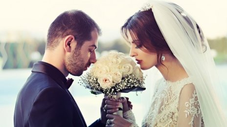 Брак без любов? 5 признака, че връзката ви е променeна