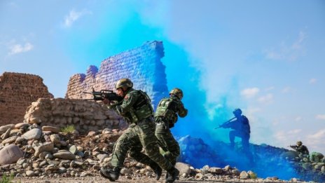 Китай отрече, че строи военна база в Афганистан