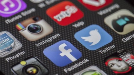 Световен срив: Хиляди бесни потребители на Facebook и Instagram!
