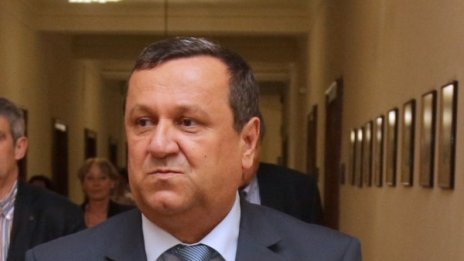 ДПС срещу вандализма в турските гробища на Добрич