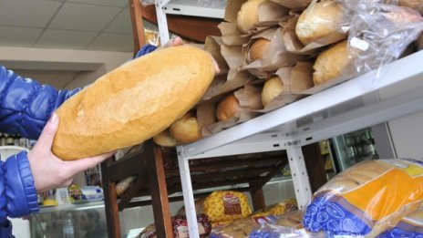 Хлябът поскъпва с 15%, масовият вече е 1,10 - 1,15 лeва