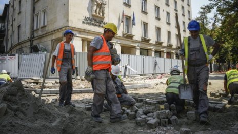 Край на просията на светофарите, на безкрайните ремонти&hellip;