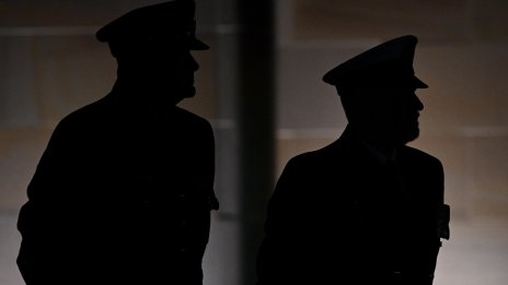 Нова Зеландия увеличава разходите за отбрана