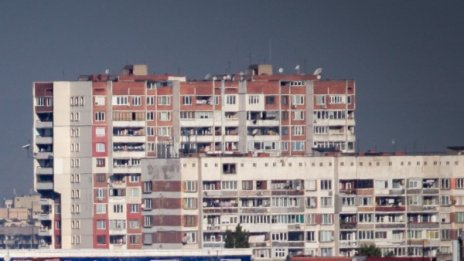 Първото жилище – кога? Стабилни доходи и стабилен пазар!