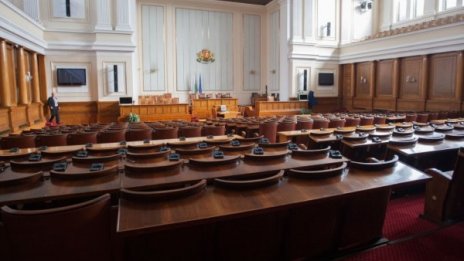 Цветанов вини опозицията за кворума в парламента