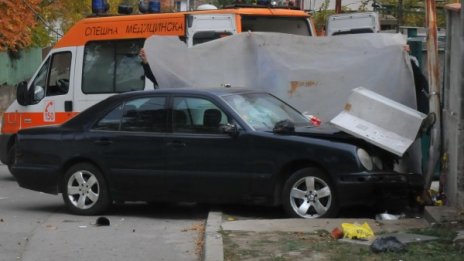 18-годишният, който помете бабите в Карнобат, летял с колата 
