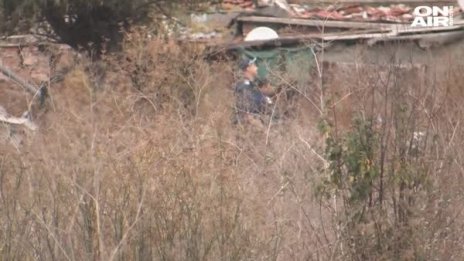 Бутат 24 незаконни постройки в Стара Загора