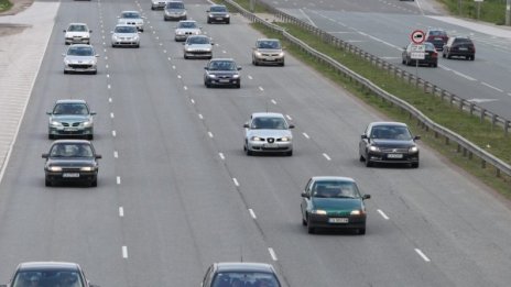 Фандъкова зове: Министри, депутати, граждани &ndash; без коли!