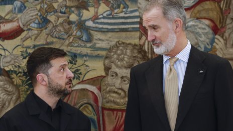 Зеленски се диви на прочутата картина на Пикасо "Герника"