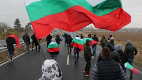 23-ма непълнолетни – снощи на блокадата на "Марица"