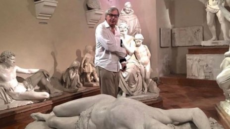 Парламентът &ndash; антиеротично място, но не и за италиански депутат 