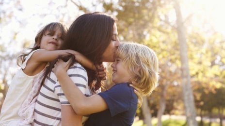 10-те стратегии за отглеждане на щастливи деца 