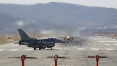 Помпейо натиска устремно: F-16 ще дадат по-високи способности на България!