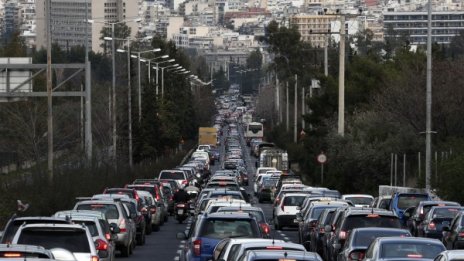 За пътуващите в Гърция: Полицията дебне през 20 км 