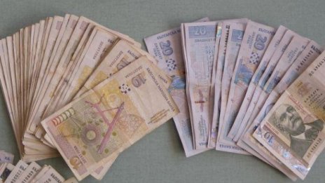 Сурва, сурва, весела 2019 година! С ценови ръст от днес 