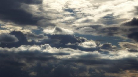 Времето утре: Облаци, дъжд и сняг