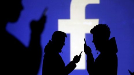 Имаш Samsung? Успех с деинсталирането на Facebook