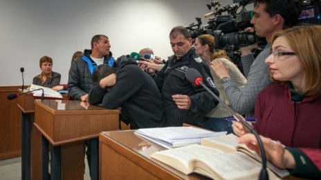 Крадците на картините на Майстора остават в ареста