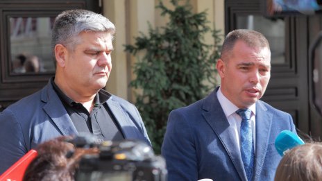 МВР разби канал за трафик на мигранти: 22-ма са задържани 