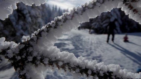 Изпращаме седмицата със слънце, но следобед идват облаци