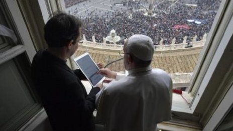 Click To Pray – Католическата църква и папата в твоя джоб?!