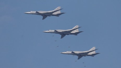 Руски бомбардировач Ту-22М3 катастрофира при кацане