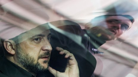 Зеленски губи връзка с реалността: Обеща поръчка на 250 изтребителя, а пари?