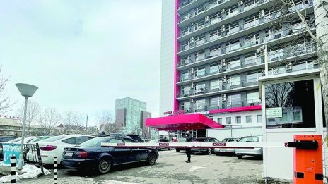 Затягат контрола за влизане в &bdquo;Пирогов&ldquo; 