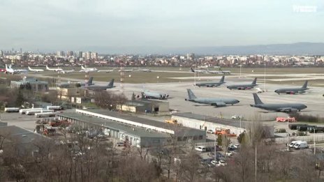 Самолетите KC-135, които кацнаха в София и разбуниха духовете - каква е истината? ВИДЕО