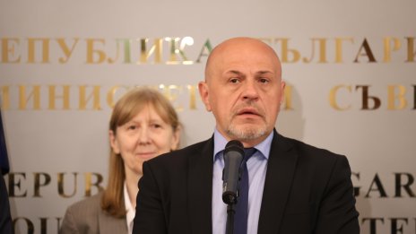 Томислав Дончев: Има шанс да използваме всички средства по НПВУ