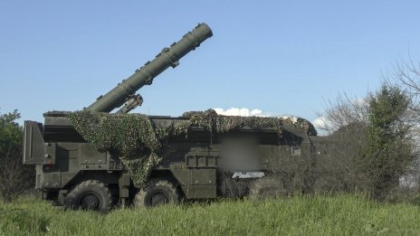 Сирски: Русия с "пълзящо" напредване на източния фронт с Украйна