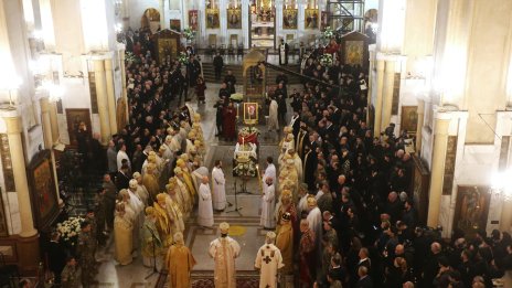 Духовният свят се сбогува с патриарх Илия II СНИМКИ