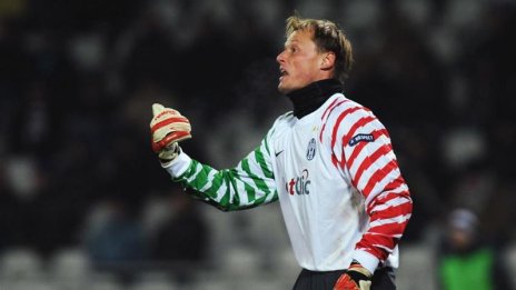 Екс вратар на Арсенал и Ливърпул Алекс Манингер загина при катастрофа