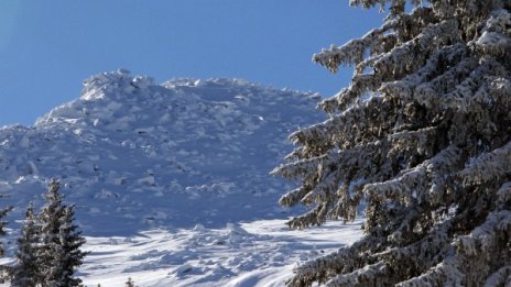 Валежите спират, температурите стигат до 7 градуса