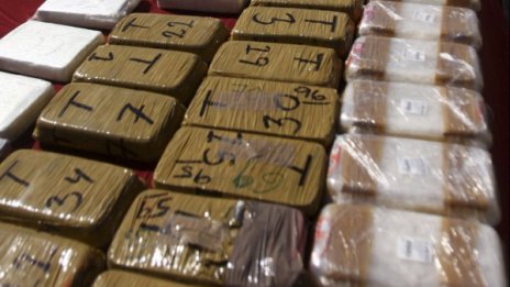 Заловиха 850 кг хероин в два квартала на Истанбул