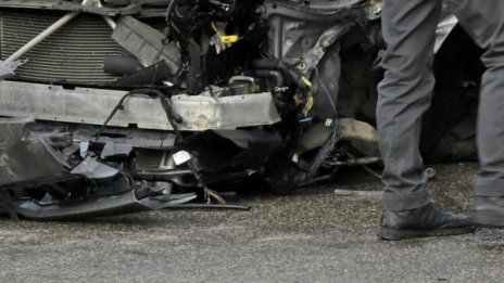 Млад мъж загина при катастрофа в Стамболийски