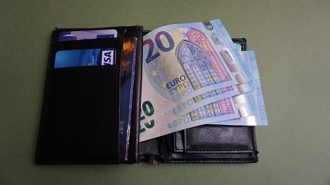"Царицата на джебчийството" в Европа - с наш паспорт!