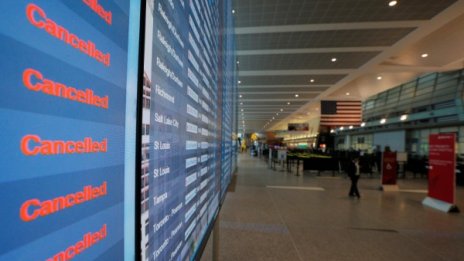 Близо 7700 полета анулирани или отложени в САЩ 