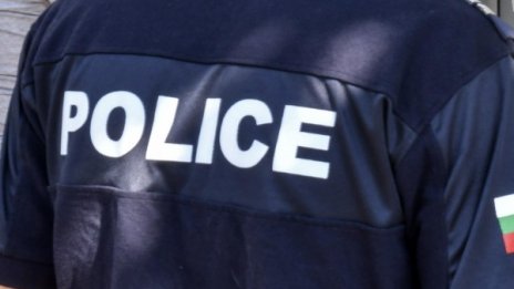 Заловиха двама младежи от Добрич, обирали възрастни жени