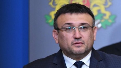 По три измами по телефона всеки ден, МВР сменя тактиката 