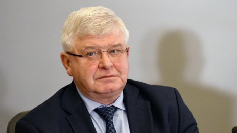 Ананиев за аптеките: Само у нас има напрежение!