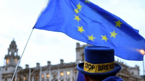 На Острова 15 дни преди Brexit: Унижение и срив