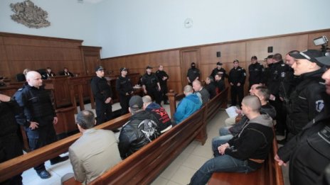 Дело без аналог! Затворници искат интимен живот 